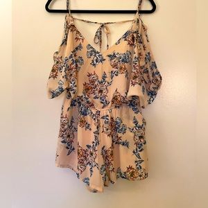 Pale pink/peach floral romper
